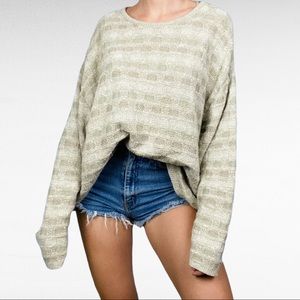 VINTAGE | 1980’s Classic Blues Collection Oatmeal Tan Basket Weave Knit Sweater